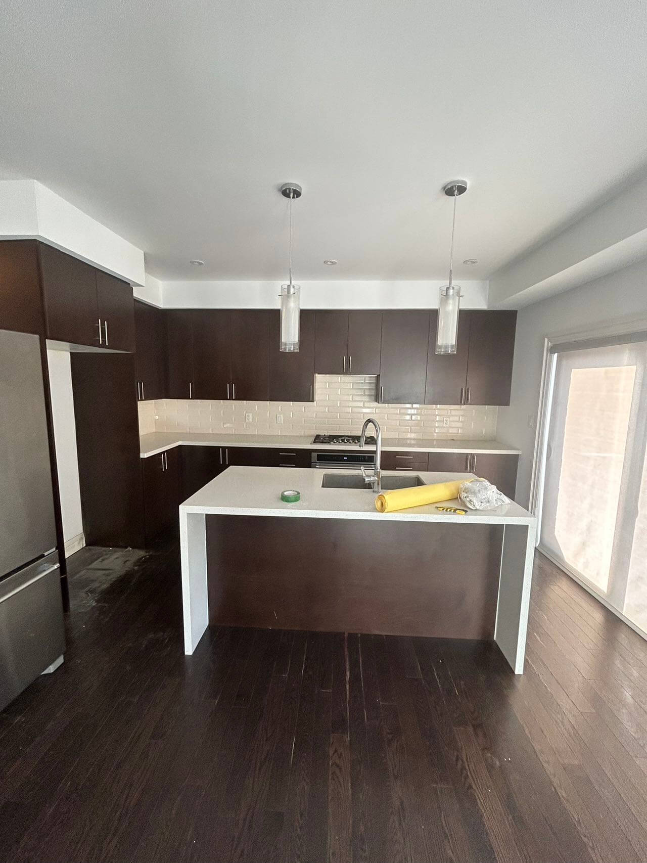 Townhouse Kitchen Cabinet Painting Before