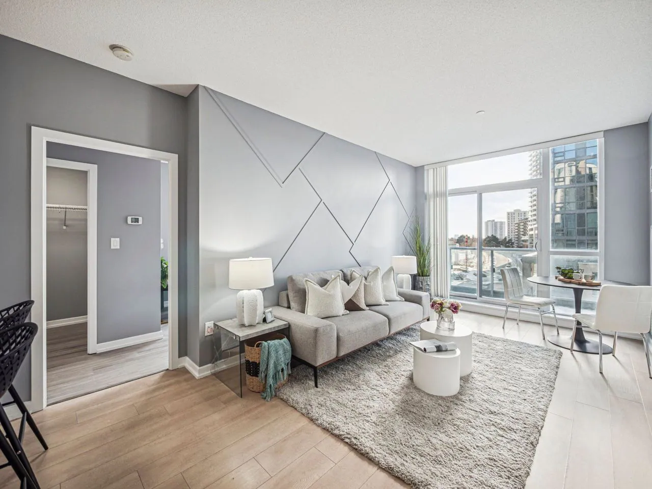 colour grey walls before photo